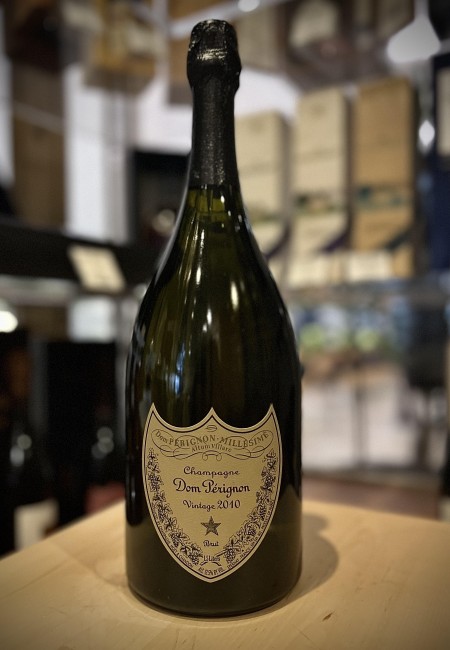 dom perignon champagne